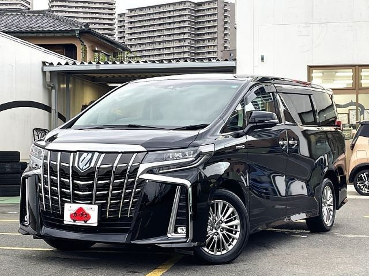 2019 Toyota Alphard, photo 1 of 1
