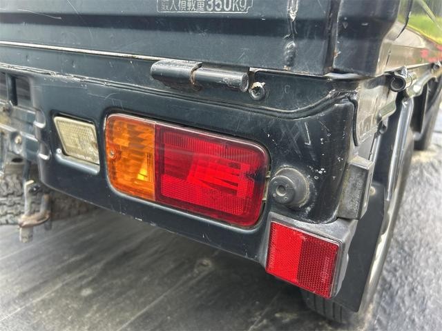 0903295A30260526W00512.jpg