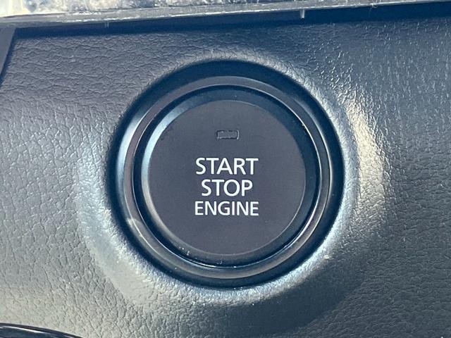 0900921A30261022W00211.jpg