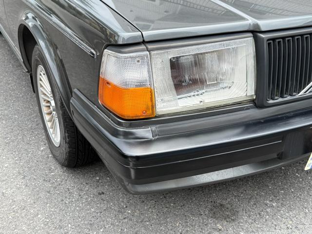 9571870A30260630W00112.jpg