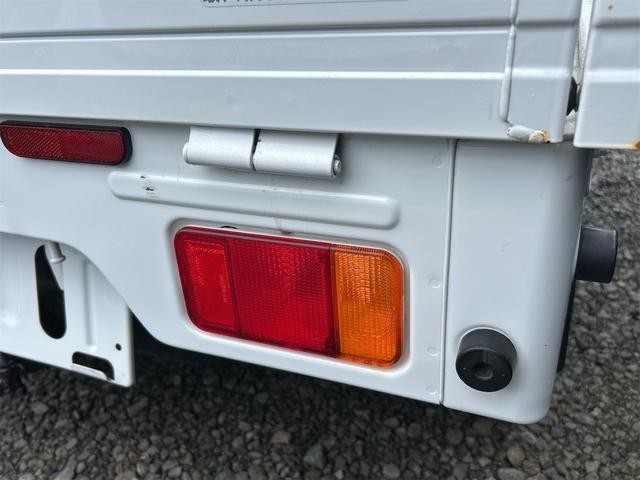 0903295A30260803W00419.jpg