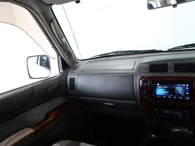 0551070A30260902W00214.jpg