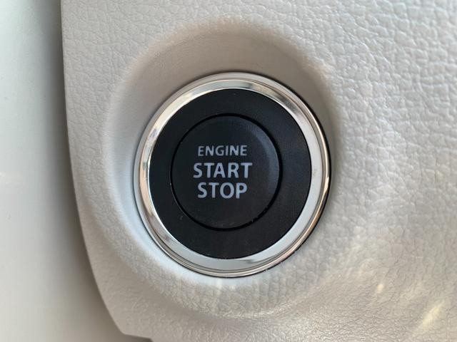 0700772A30260729W00115.jpg