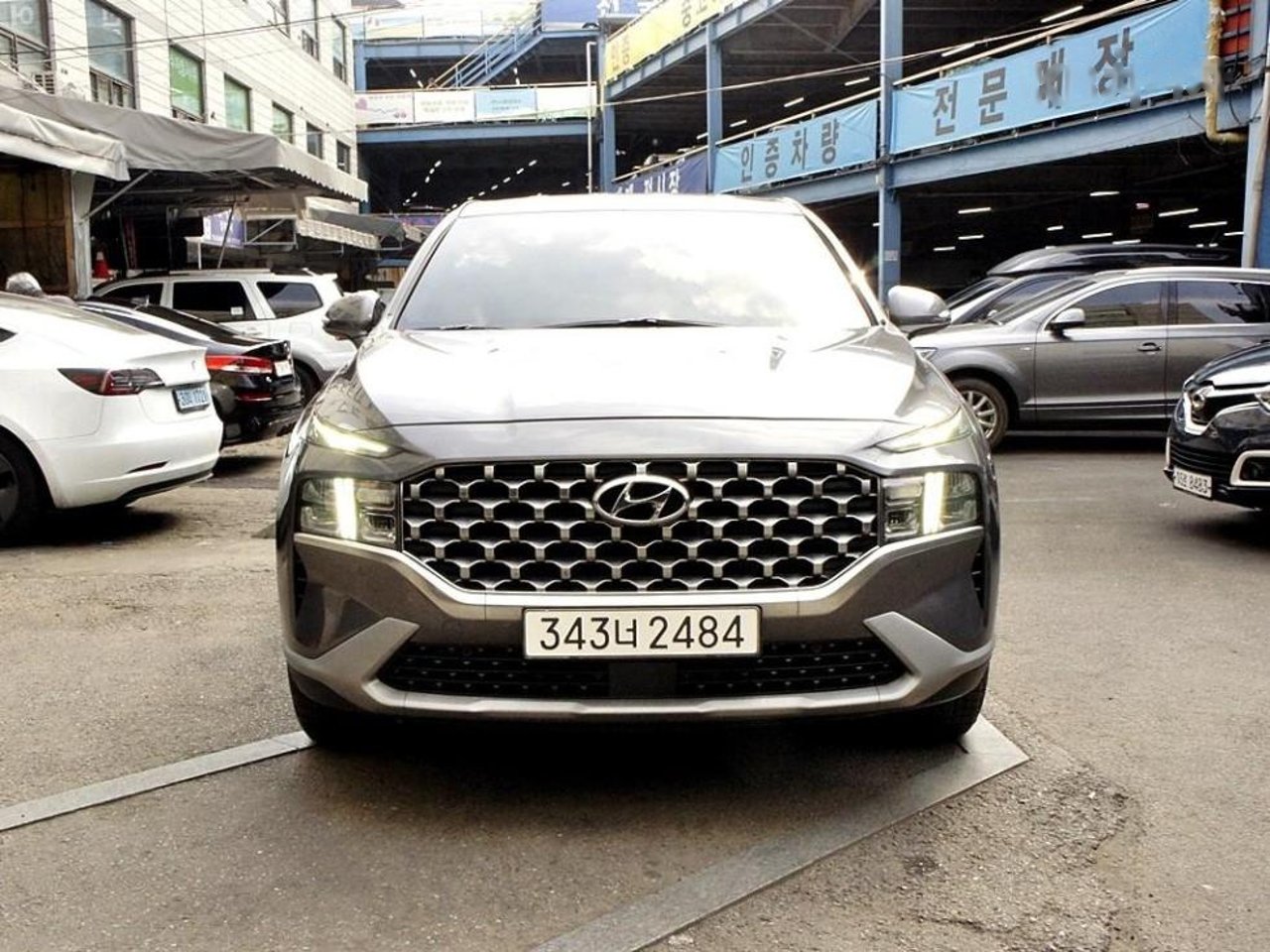 2022 Hyundai Santa, photo 1 of 1