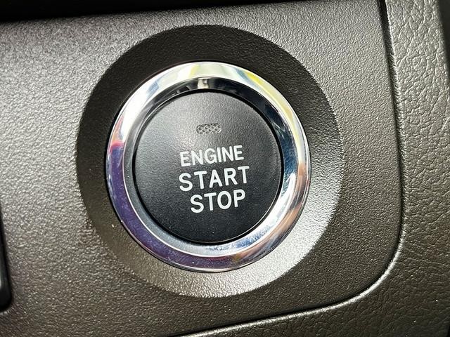 0551627A30260903W00514.jpg
