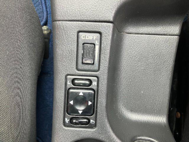 e4184cd4cae1a241e38eb52953b4e533.jpg