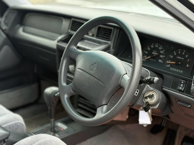 0541619A30260831W00115.jpg