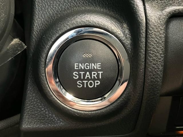 0904118A30260824W00216.jpg