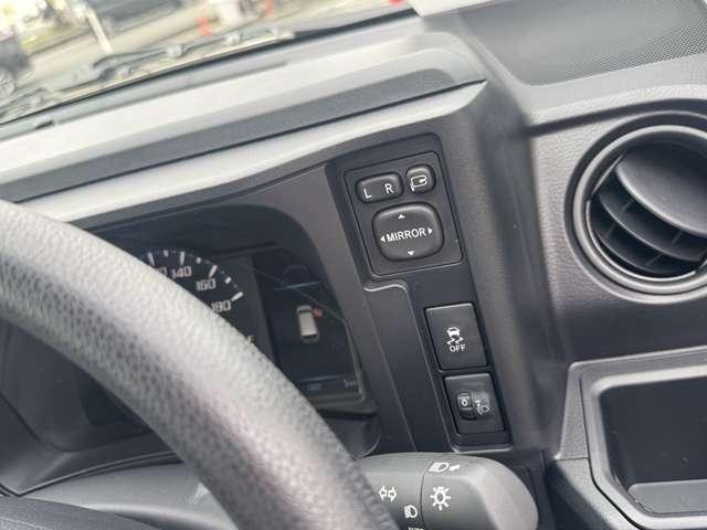 1100035A30261026W00317.jpg