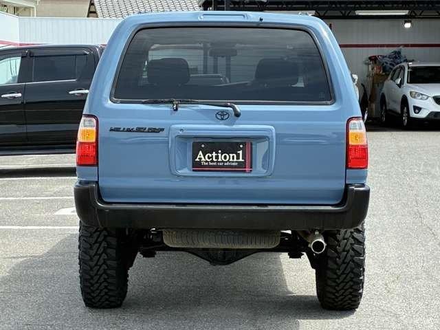 4ea2012d7e72a9f351469c1e26b58815.jpg