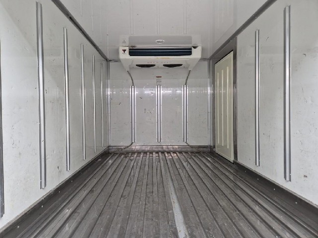6071002573R16.jpg