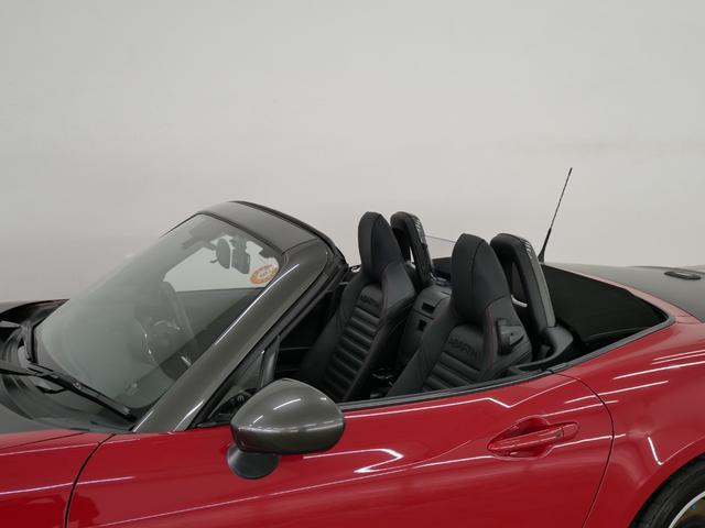 2505720A30260630W00106.jpg