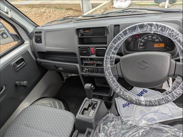 9030522A20260627D00111.jpg