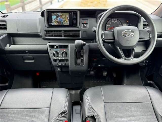 e9ddb40e368084c9d8ca83cd1ccc2a0b.jpg