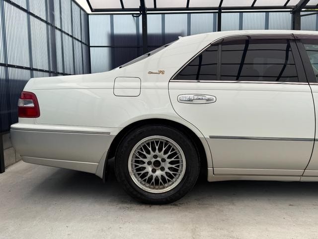 0804799A30261009W00116.jpg