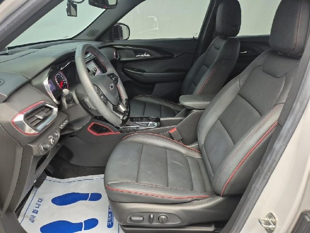6081500235R11.jpg