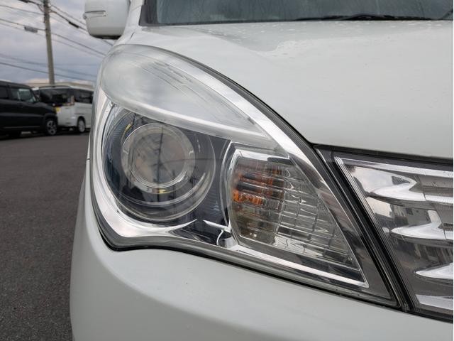 0704272A30260617W00307.jpg