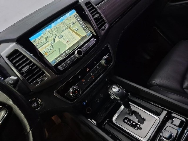 6081000150R10.jpg