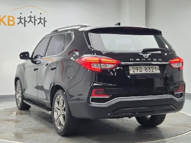 6081000150R2.jpg