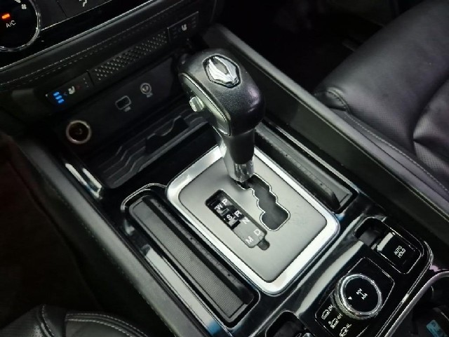 6081000150R8.jpg