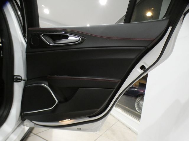2400518b375cc522214ce2532ea867d4.jpg
