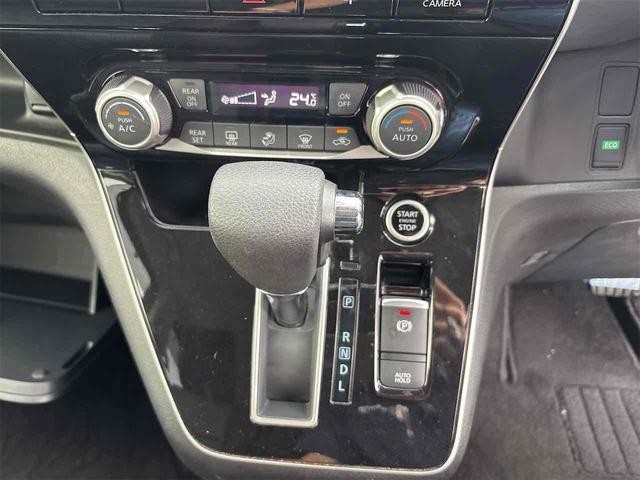 0707985A30260921W00511.jpg