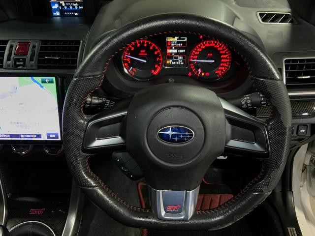 0504839A30261002W00413.jpg