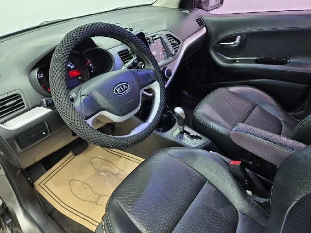 6081000109R7.jpg