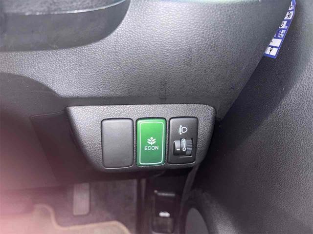 0230080A30260805W00108.jpg