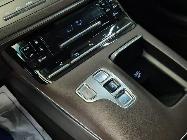 5121000859R8.jpg