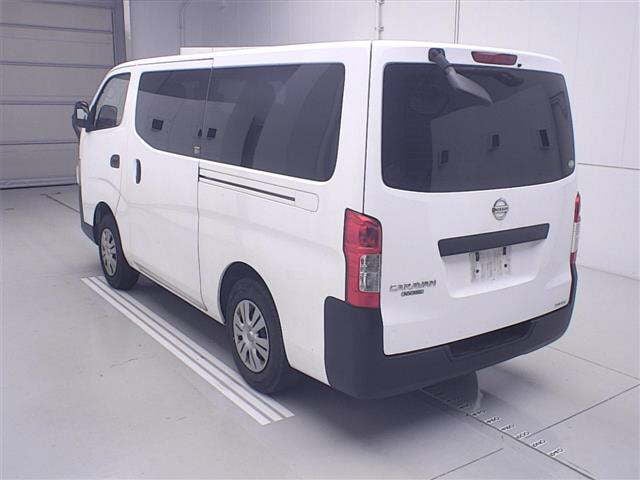 05.jpg