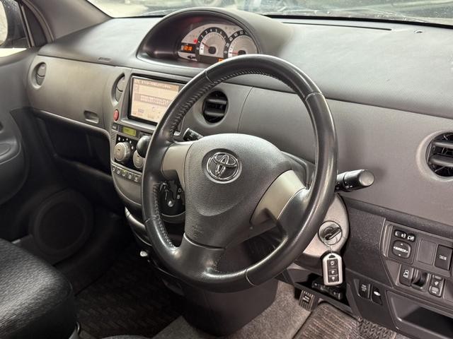 1020009A30260211W00313.jpg