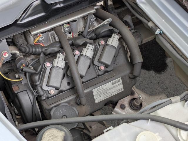 0704850A30260913W00115.jpg