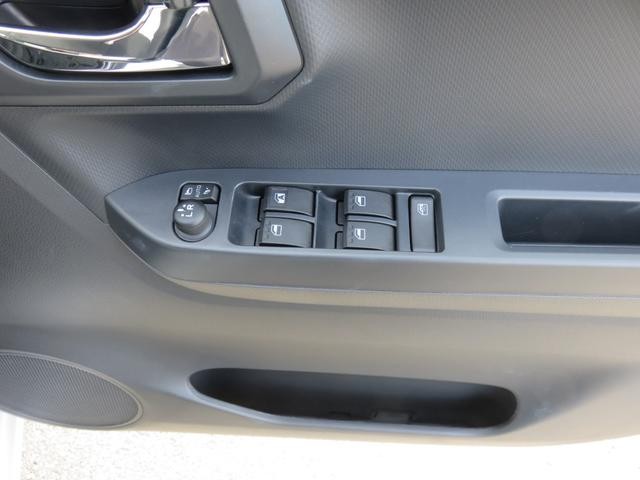 0400394A30261024W00310.jpg