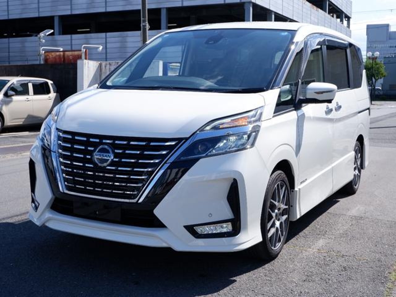 2022 Nissan Serena Standard for sale in Kenya