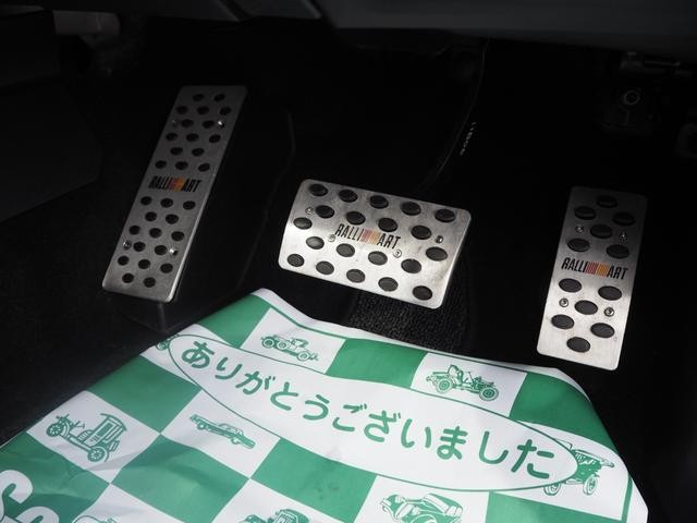 1201125A30260920W00317.jpg