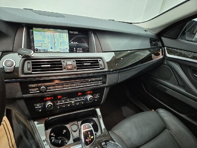 6081001122R10.jpg