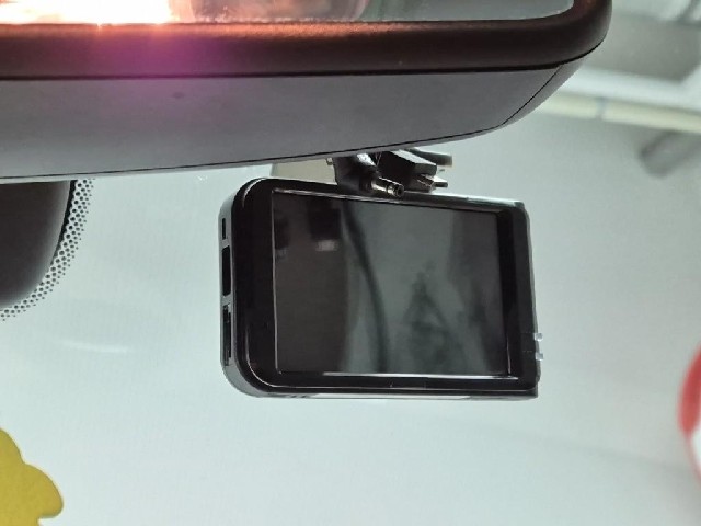 5111002241R17.jpg