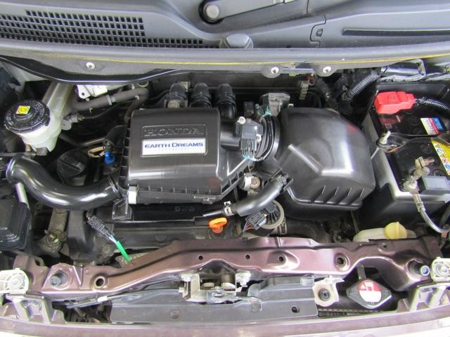 0560837A30260818W00219.jpg