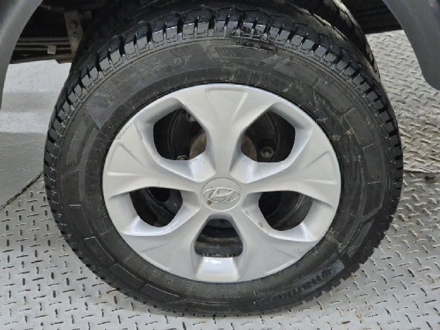 6081501074R18.jpg
