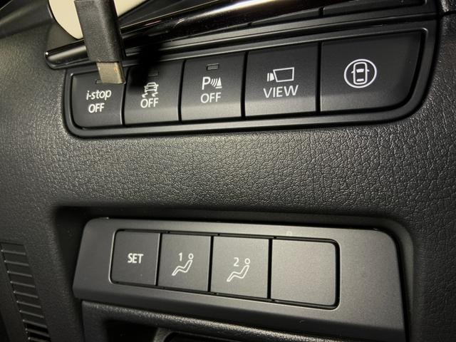 0561150A30260825W00217.jpg