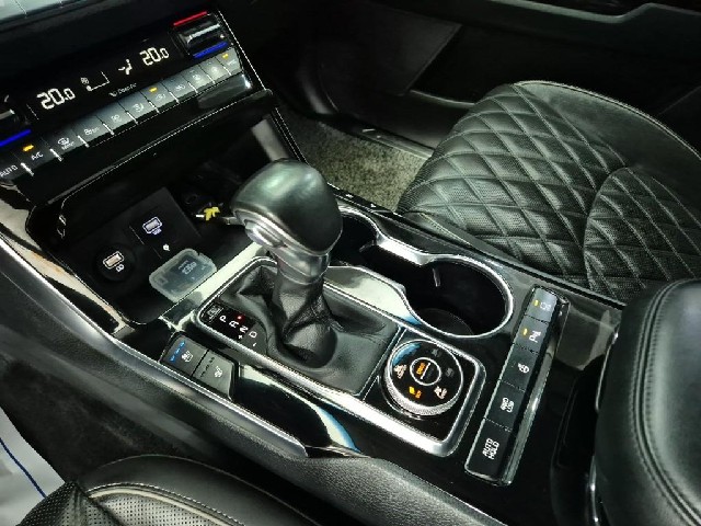 6081501062R8.jpg