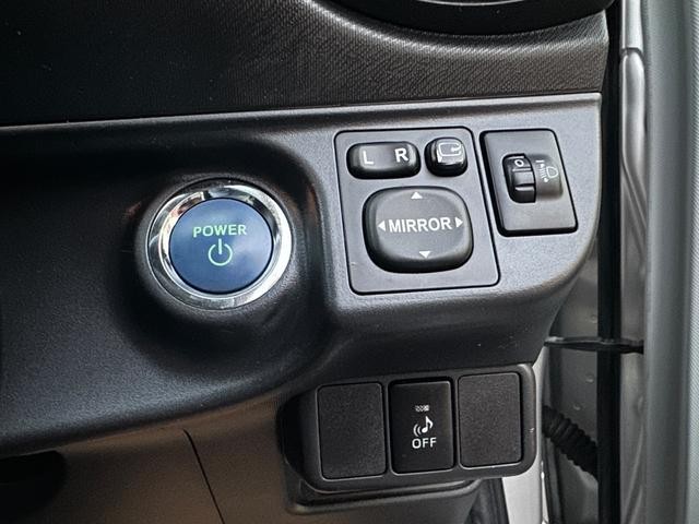 0404352A30261010W00309.jpg