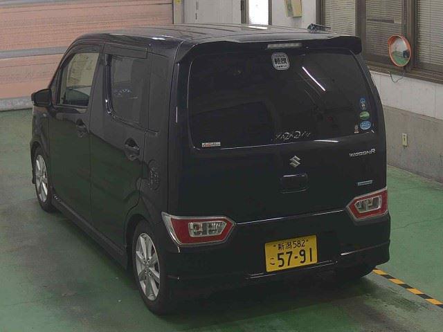 bbf704cb50a1795fbc09ad0a59b6d53c.jpg