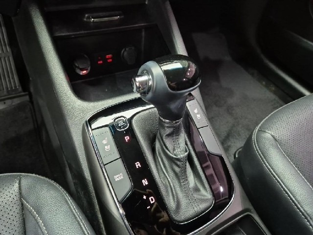 6081001174R8.jpg