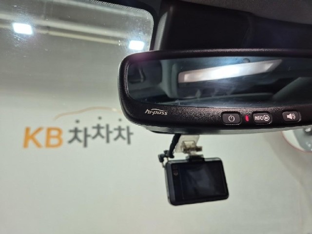 6081001151R17.jpg