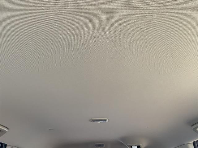 0561155A30260806W00111.jpg
