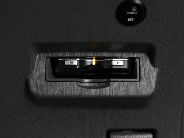 0520655A30261009W00516.jpg