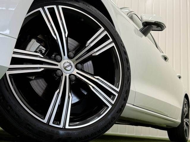 4298fef505843e9c6c70f7584d1227da.jpg