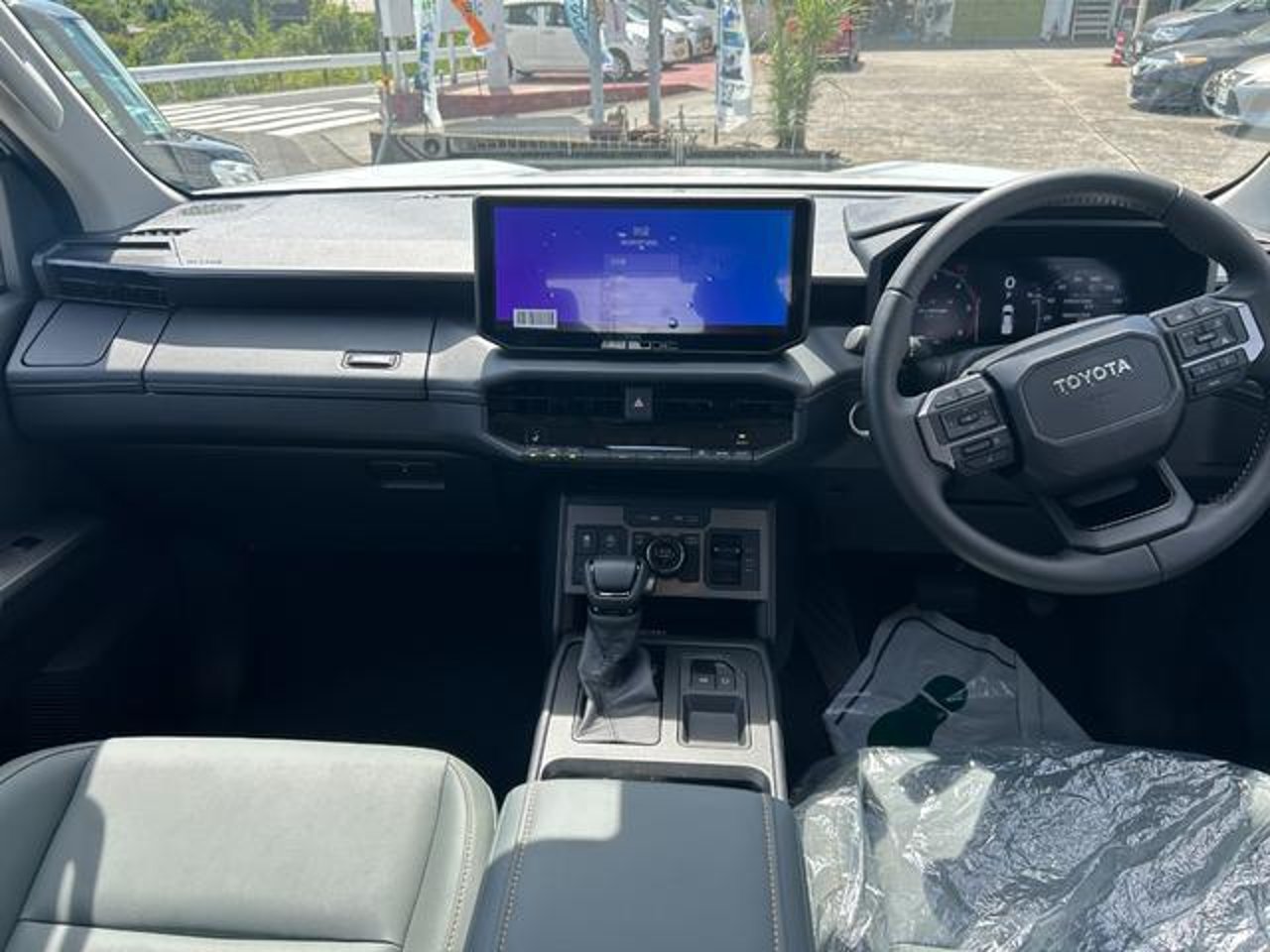 2026 Toyota Hilux, photo 2 of 2